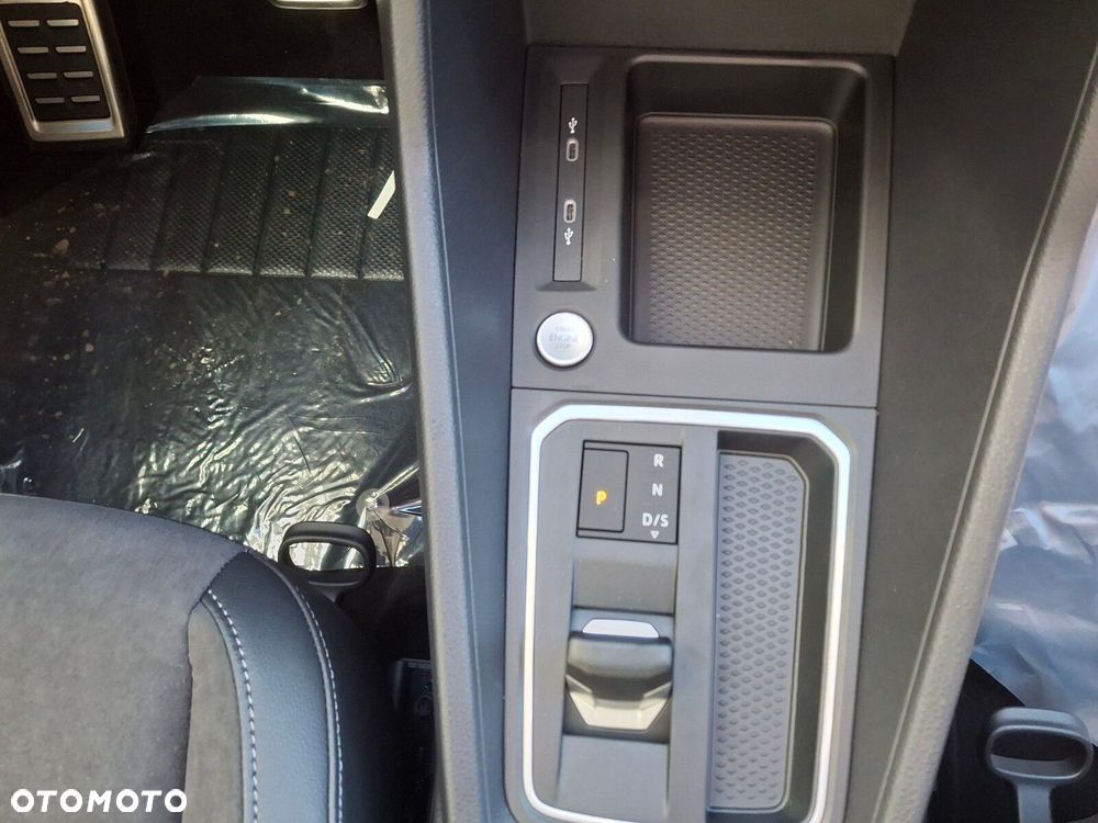 Volkswagen Caddy - 12