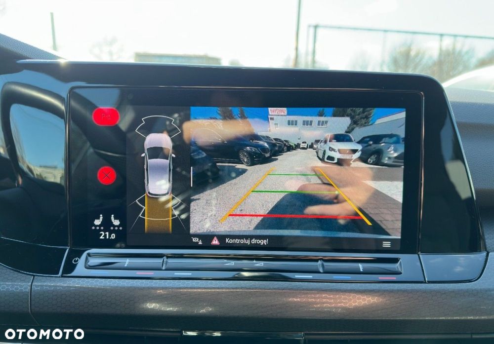 Volkswagen Golf - 23