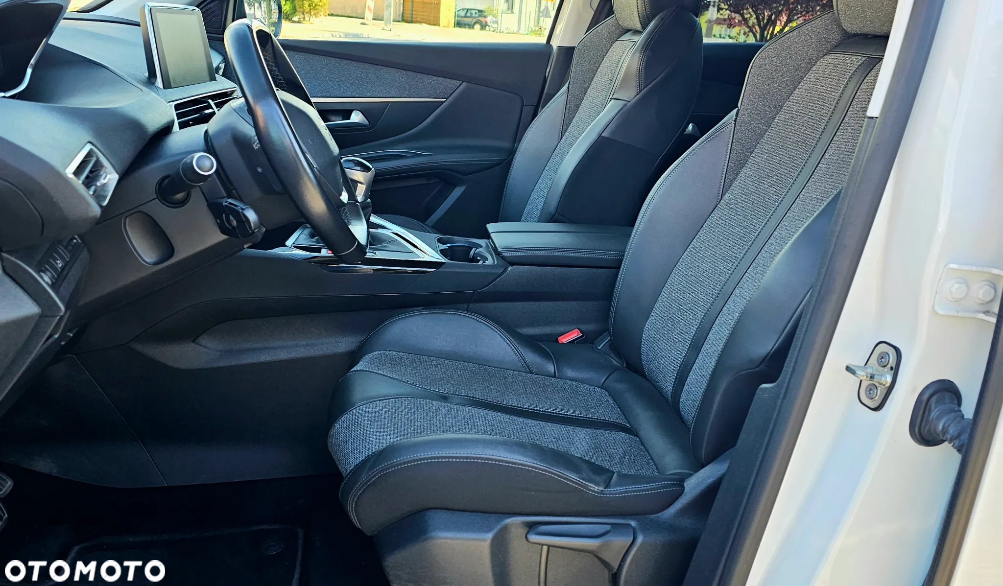 Peugeot 3008 BlueHDi 130 Stop & Start Allure - 13