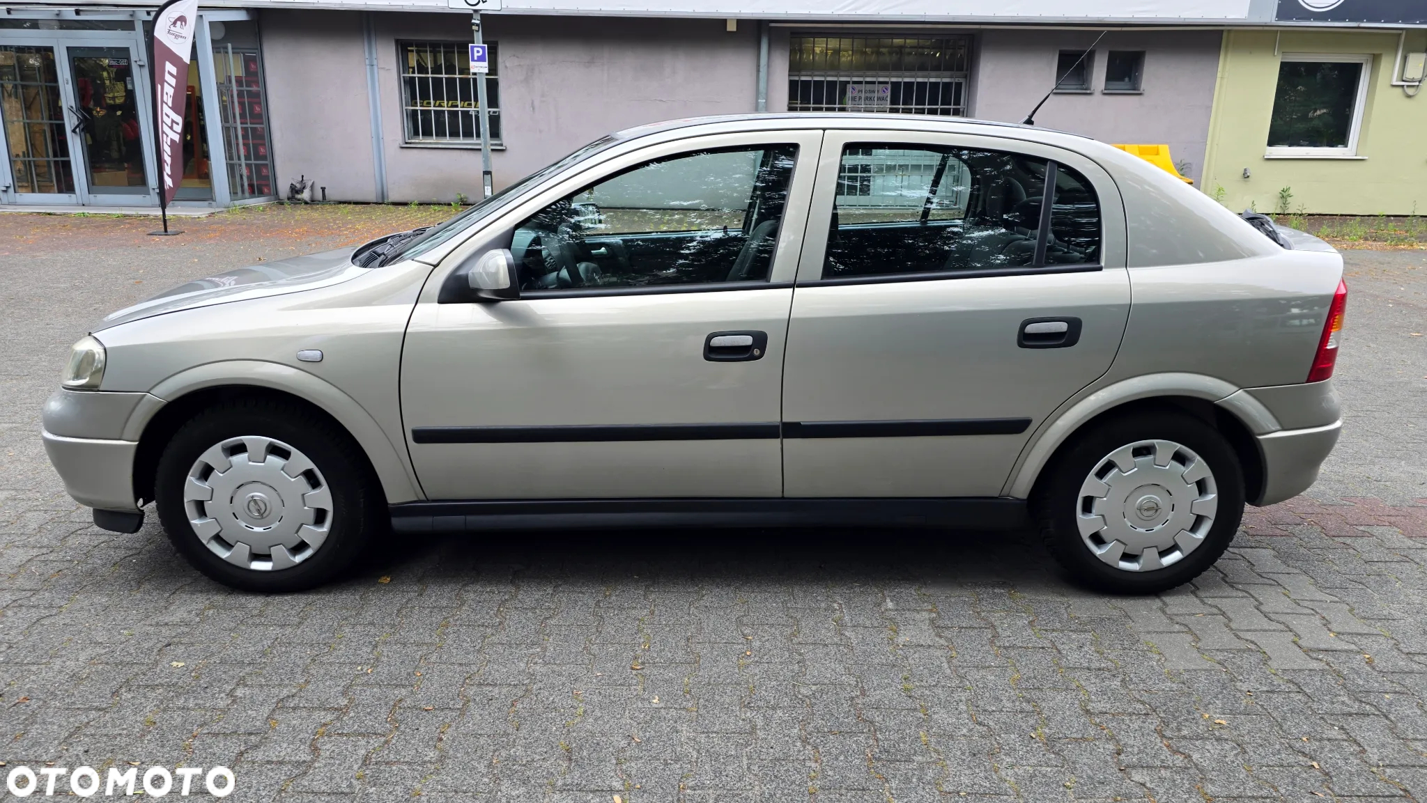 Opel Astra III 1.4 Enjoy - 9