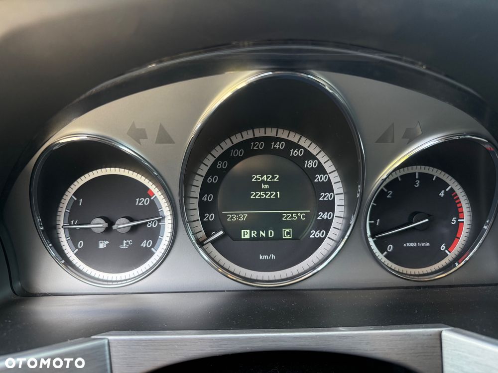 Mercedes-Benz GLK 350 CDI DPF 4Matic 7G-TRONIC - 12