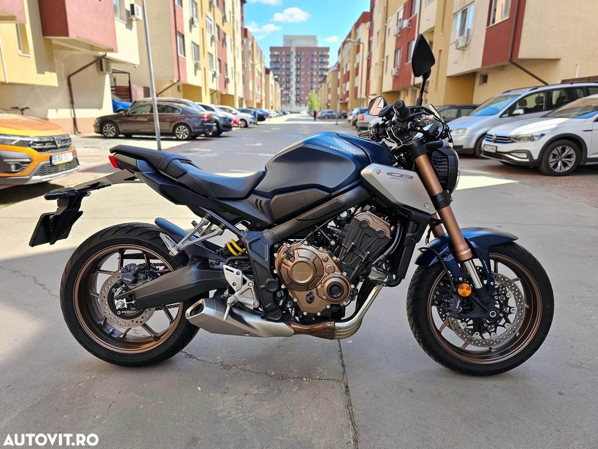 Honda CB 650R - 1