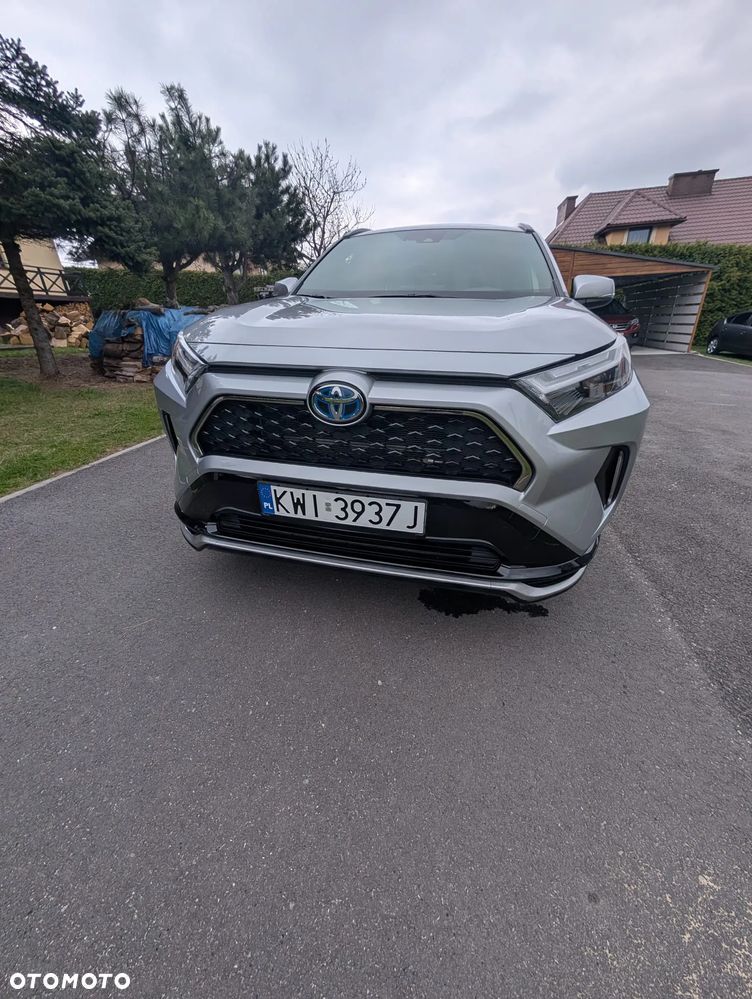 Toyota RAV4 - 11