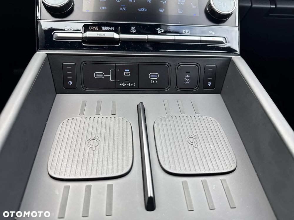 Hyundai Santa Fe 1.6 T-GDI PHEV Calligraphy 4WD 7os - 28
