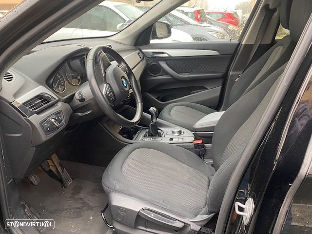 BMW X1 16 d sDrive Line Sport - 32