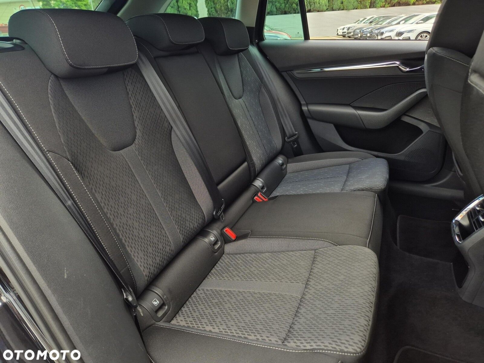 Skoda Octavia 2.0 TDI Style DSG - 17