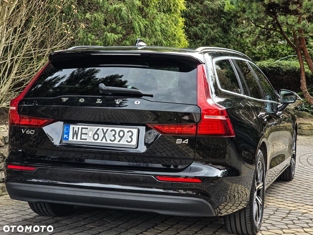 Volvo V60 B4 D Momentum Pro - 11