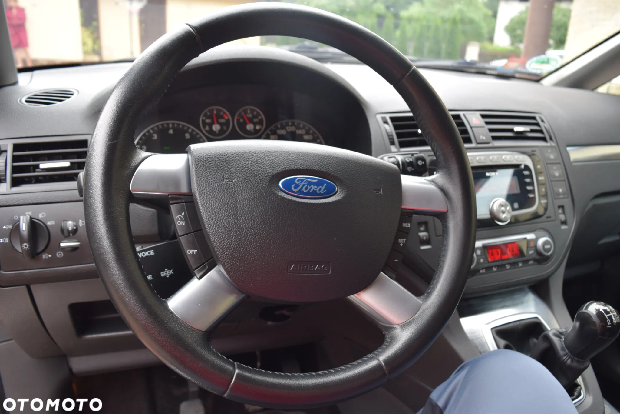 Ford C-MAX 1.8 Titanium - 25