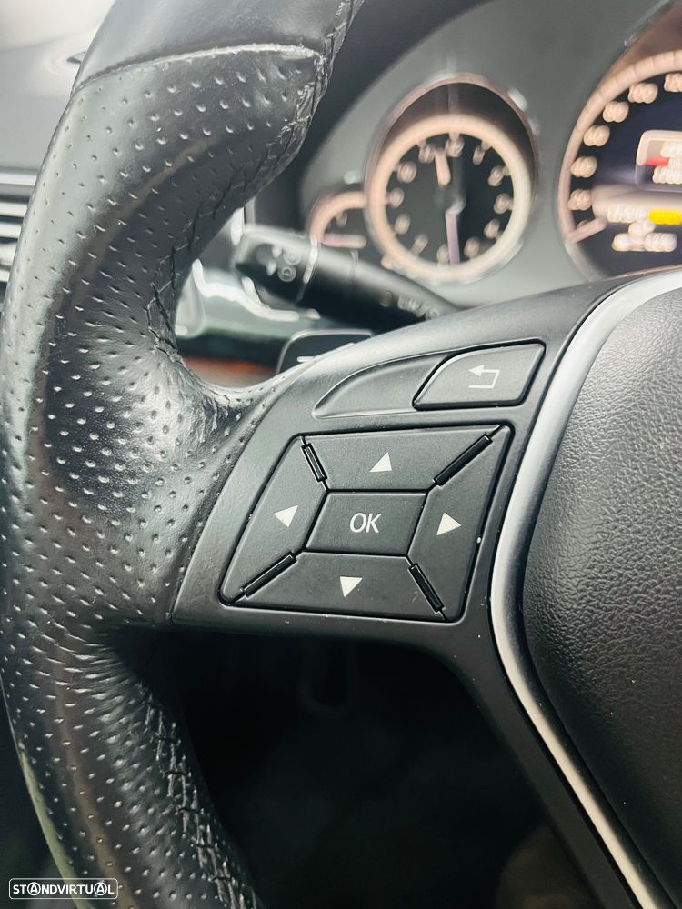 Mercedes-Benz E 300 Bluetec Hybrid Avantgarde - 46