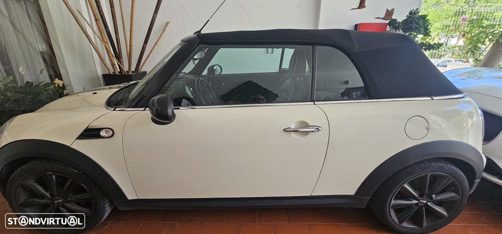 MINI Cabrio - 1