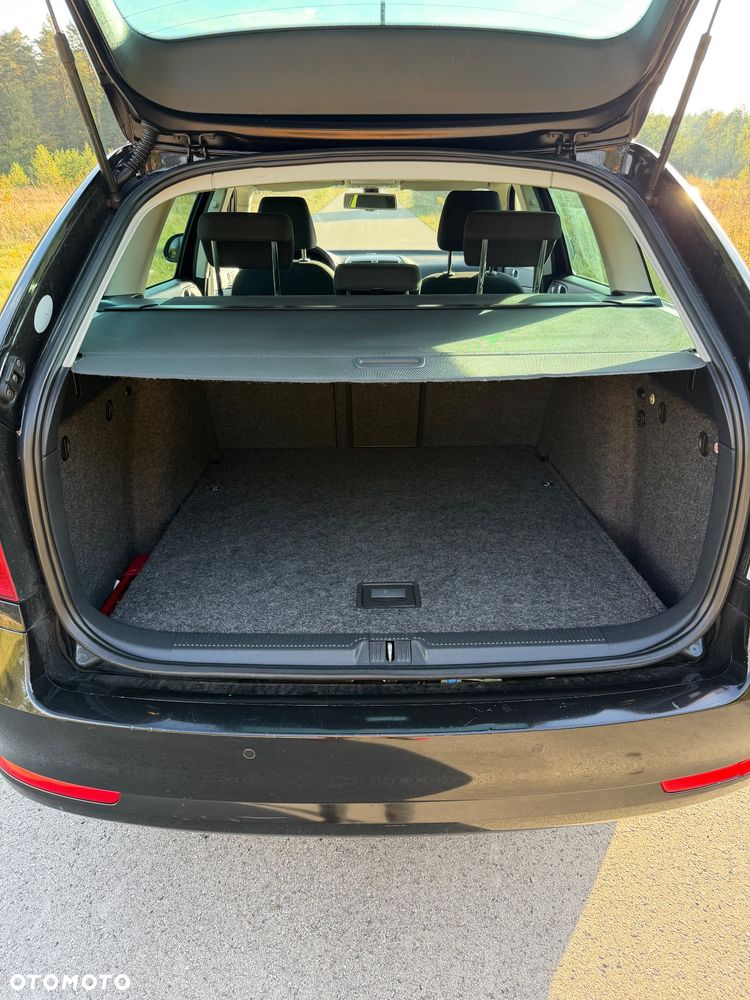 Skoda Octavia 2.0 TDI DPF FAMILY - 9