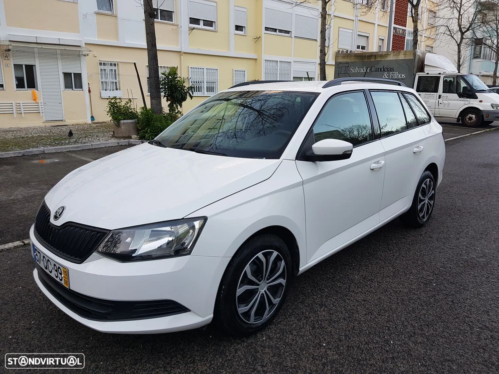 Skoda Fabia Break 1.0 Style - 1