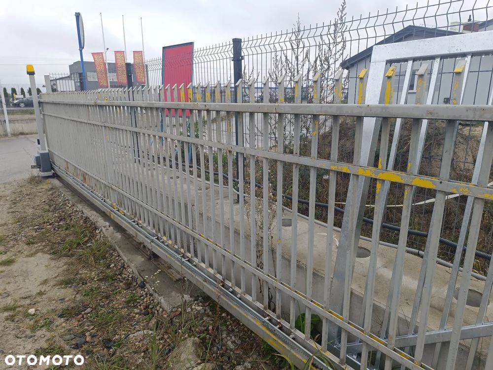 Brama stalowa 10 metrowe skrzydło przesuwne - 2