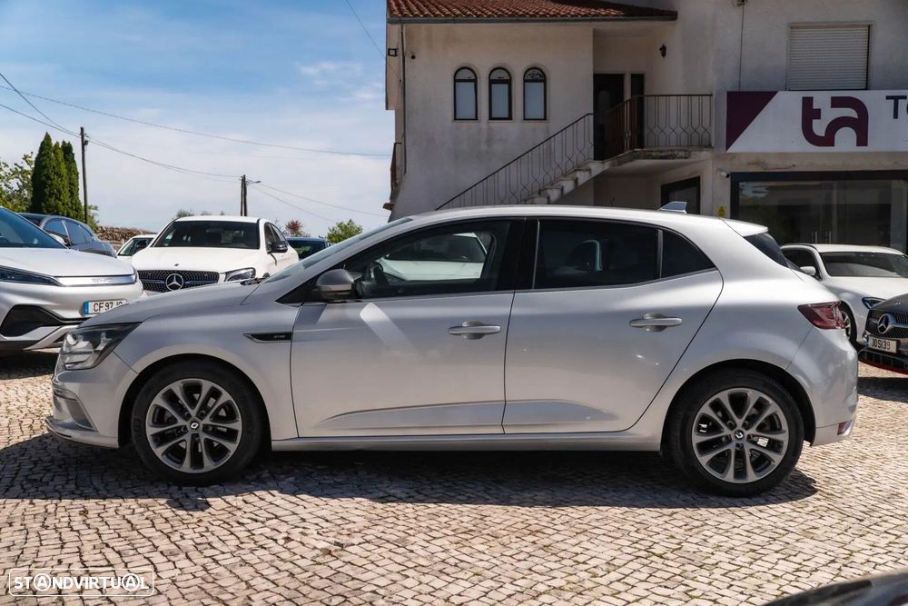 Renault Mégane - 10