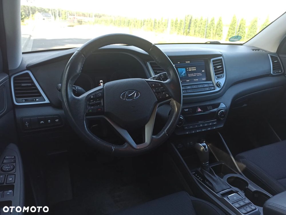 Hyundai Tucson blue 1.7 CRDi 2WD DCT Premium - 10
