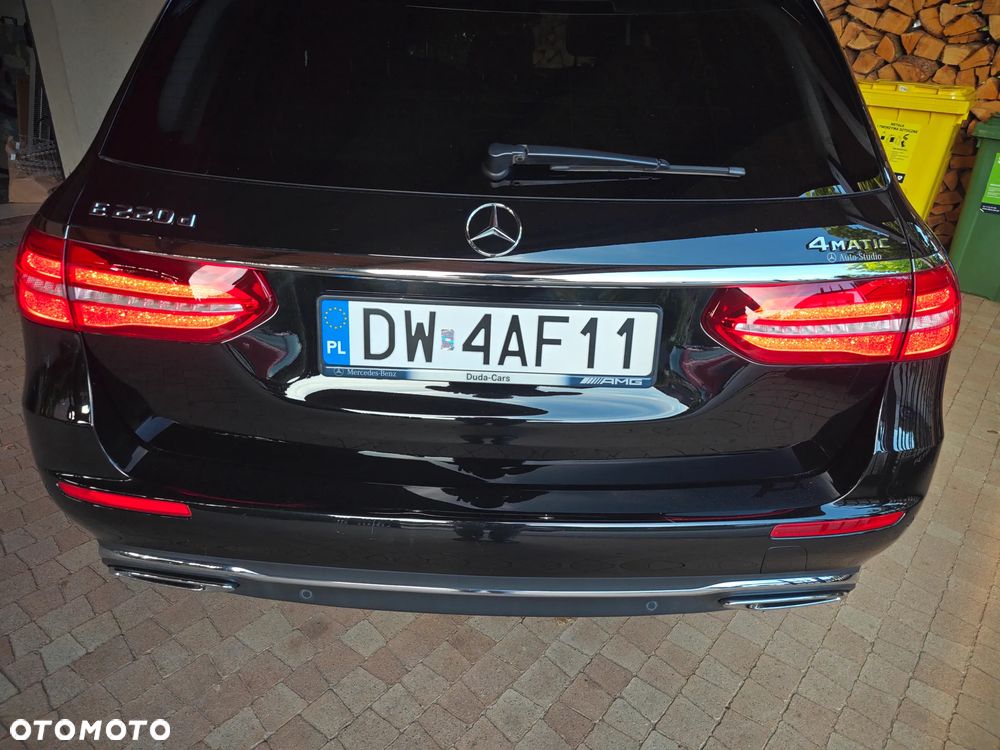 Mercedes-Benz Klasa E 220 d 4-Matic 9G-TRONIC - 6