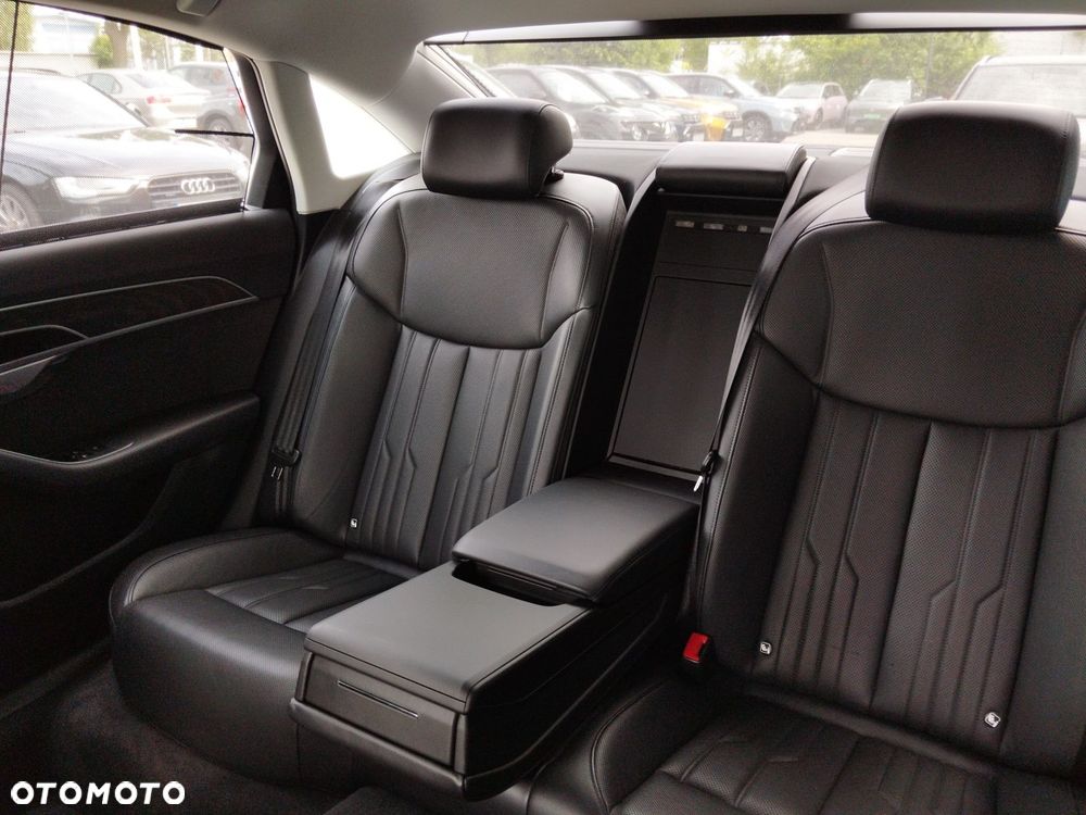 Audi A8 L 55 TFSI mHEV Quattro Tiptr - 22