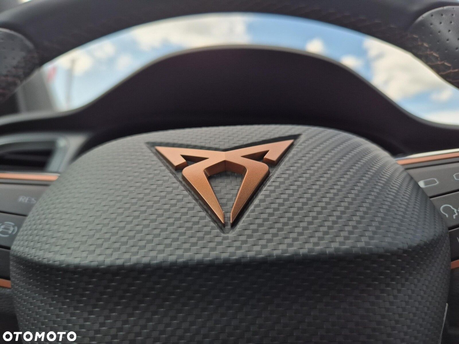 Cupra Ateca 2.0 TSI 4Drive VZ DSG - 35