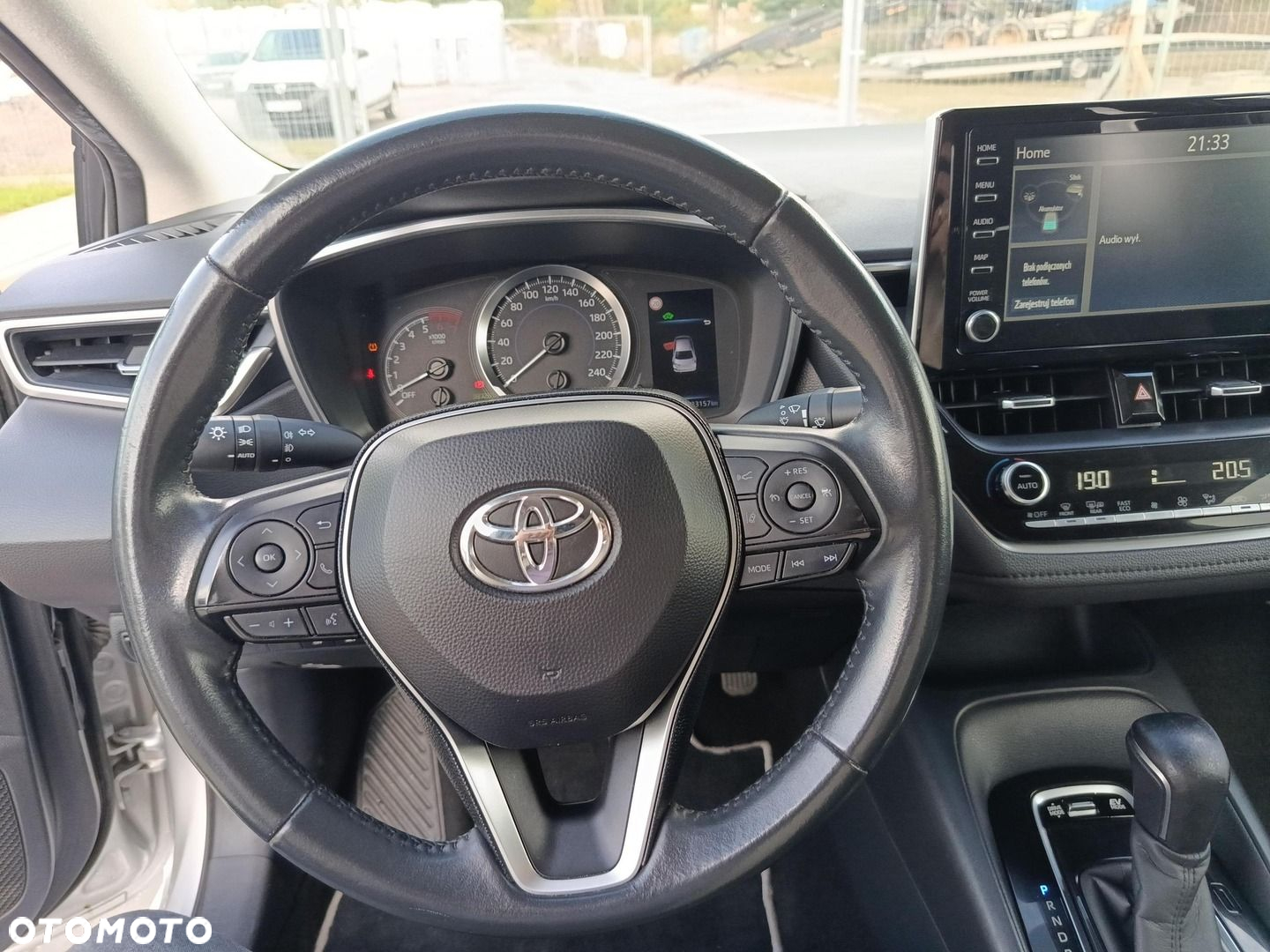 Toyota Corolla 1.8 Hybrid Comfort - 16