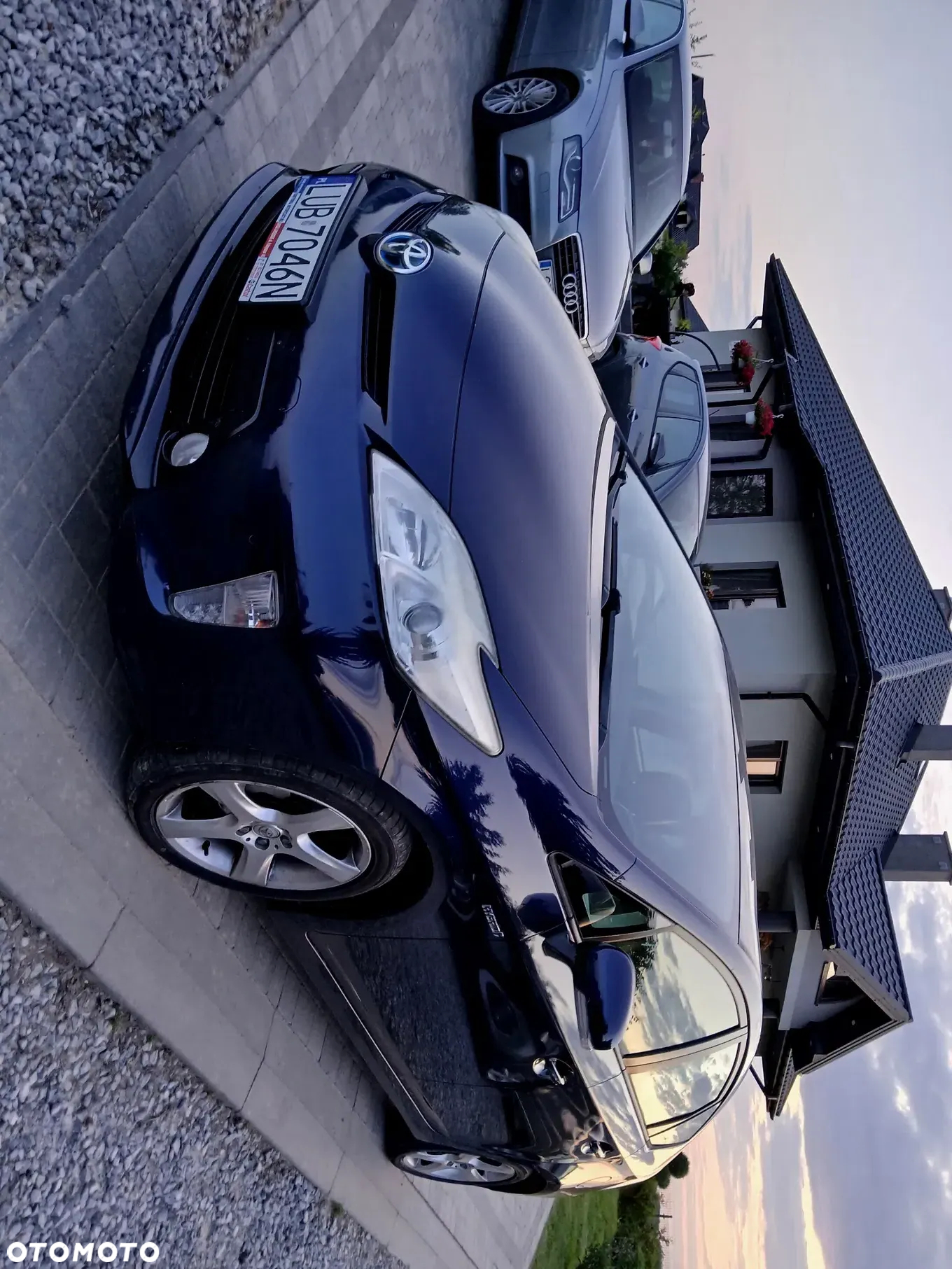 Toyota Prius (Hybrid) Comfort - 6