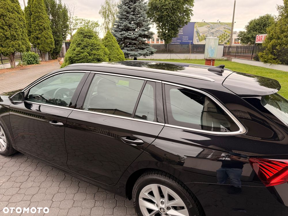 Skoda Octavia 1.5 TSI ACT Ambition - 32