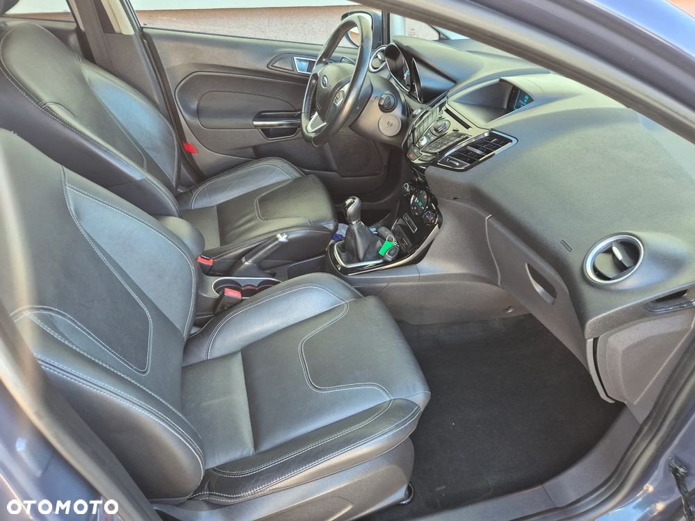 Ford Fiesta 1.0 EcoBoost STart-Stop Titanium - 30