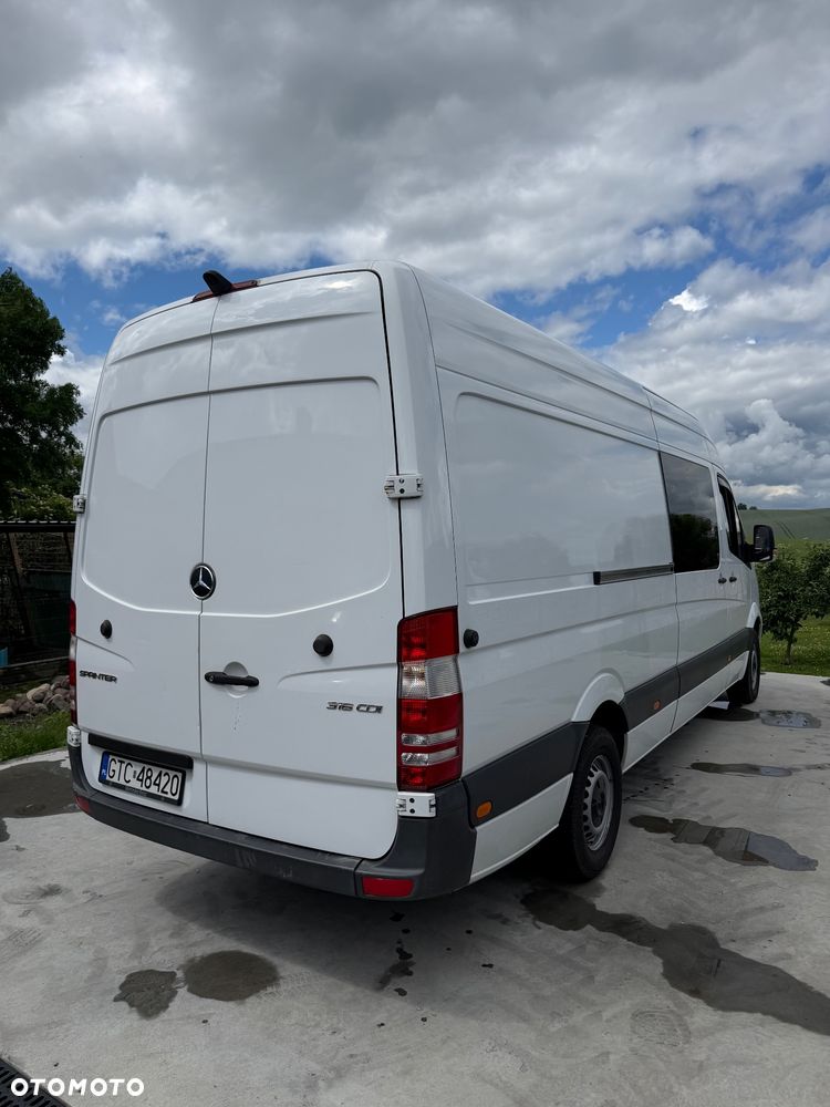 Mercedes-Benz Sprinter - 6