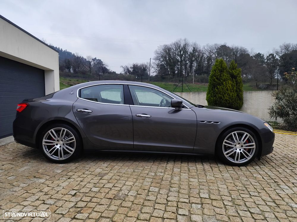 Maserati Ghibli 3.0 V6 - 24