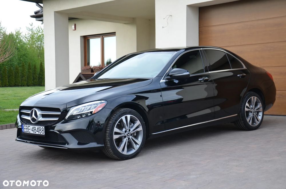 Mercedes-Benz Klasa C 300 4Matic 9G-TRONIC Exclusive - 1