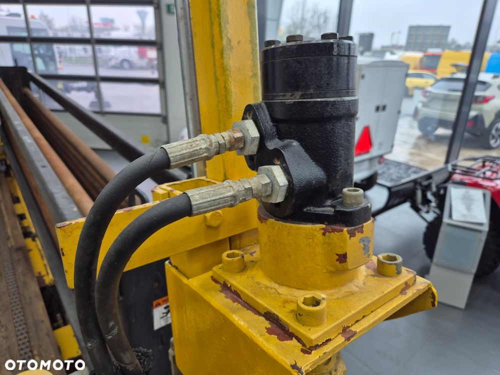 Vermeer D16X20A NAVIGATOR / WIERTNICA HORYZONTALNA / SYSTEM PŁUCZKOWY / SERWISOWANY / SILNIK PERKINS / STAN BARDZO DOBRY / PRZEWIERTY STEROWANE /  MOŻLIWOŚĆ TRANSPORTU - 24