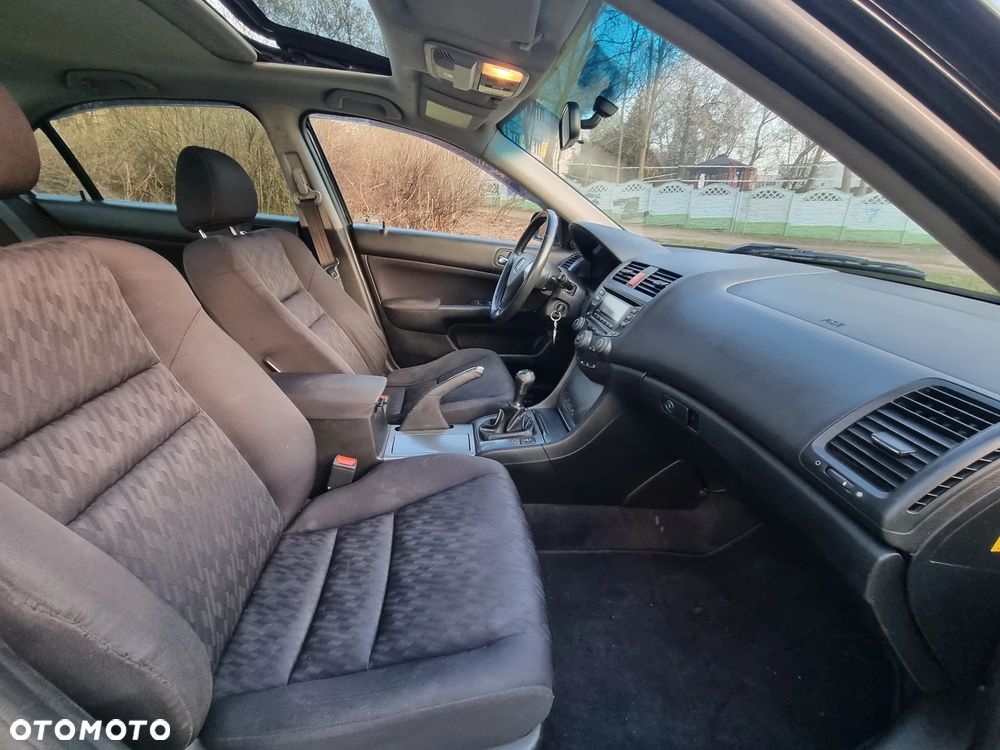 Honda Accord 2.0 i Executive - 7