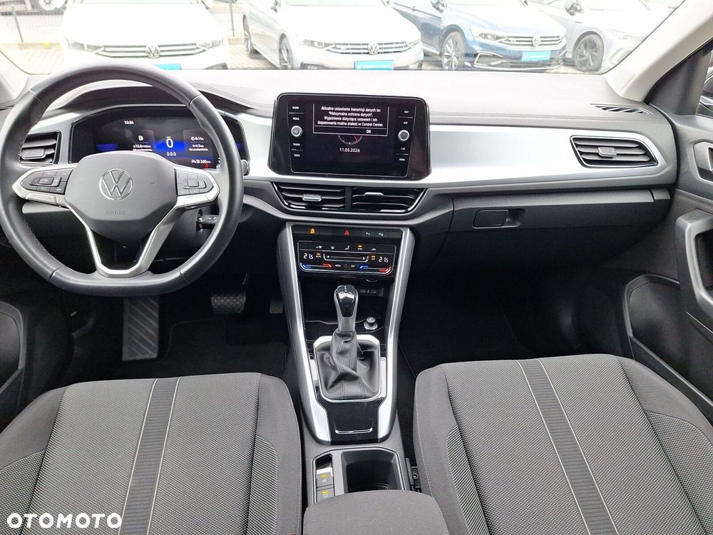 Volkswagen T-Roc - 10