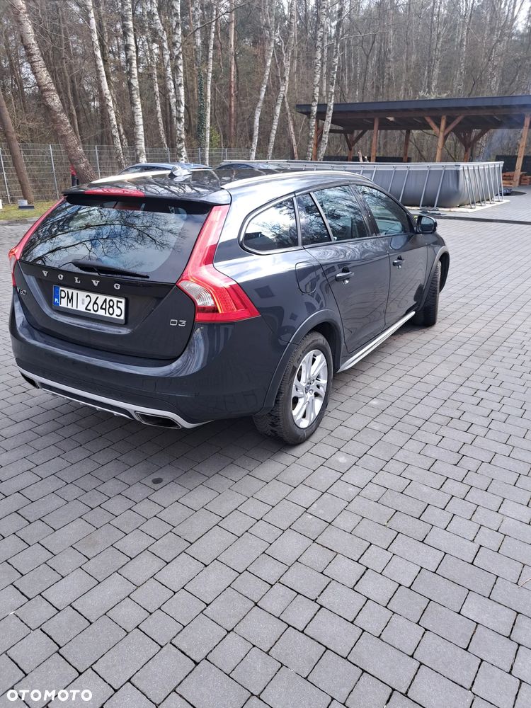 Volvo V60 Cross Country D3 Kinetic - 3