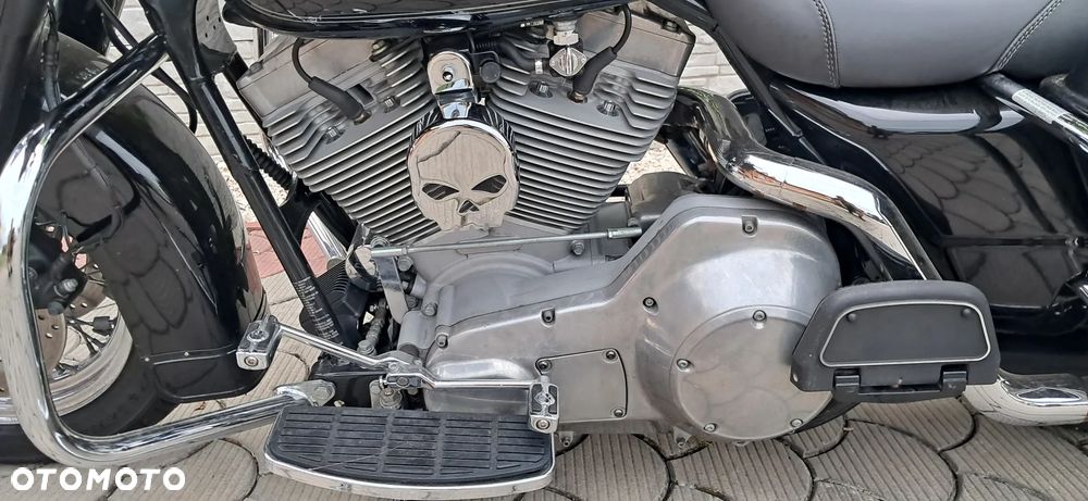 Harley-Davidson FLHT Electra Glide Standard - 19