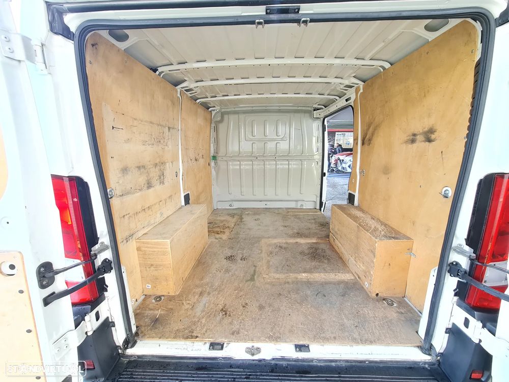 Peugeot BOXER 2.0 Blue-Hdi L1H1 *GPS/Ac/ IVA DEDUTÍVEL - 15