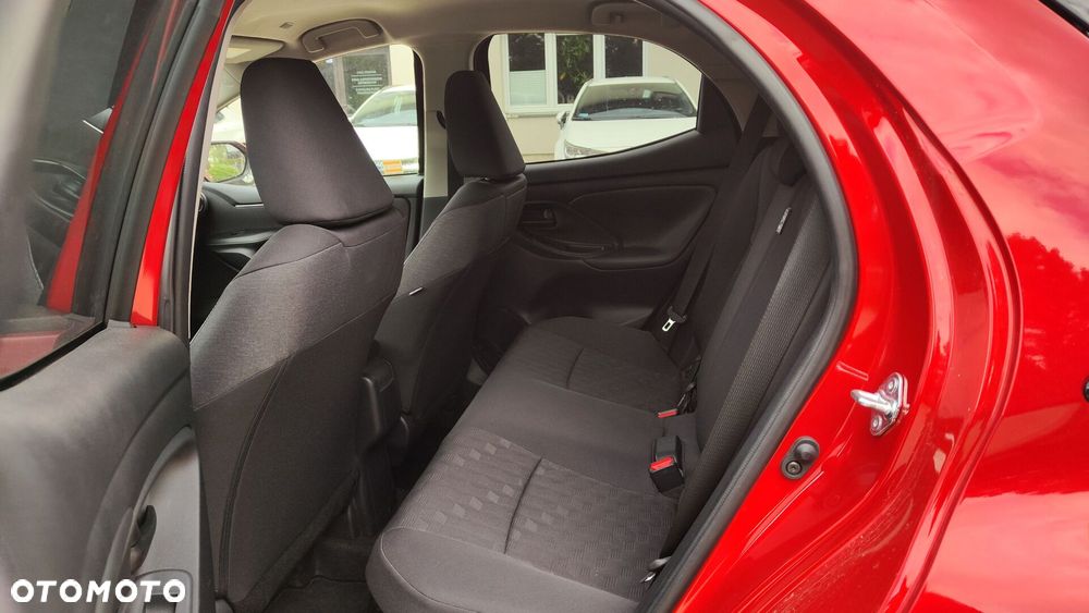 Toyota Yaris Hybrid 1.5 Style - 10