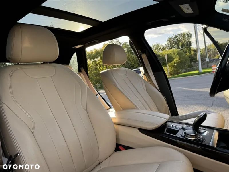 BMW X5 xDrive35i - 11
