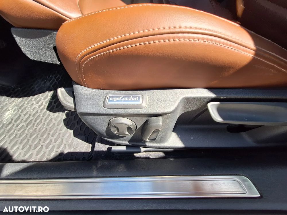 Volkswagen Passat 2.0 TSI DSG Highline - 25