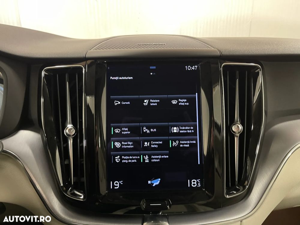 Volvo XC 60 T6 AWD Recharge Geartronic Inscription Expression - 18