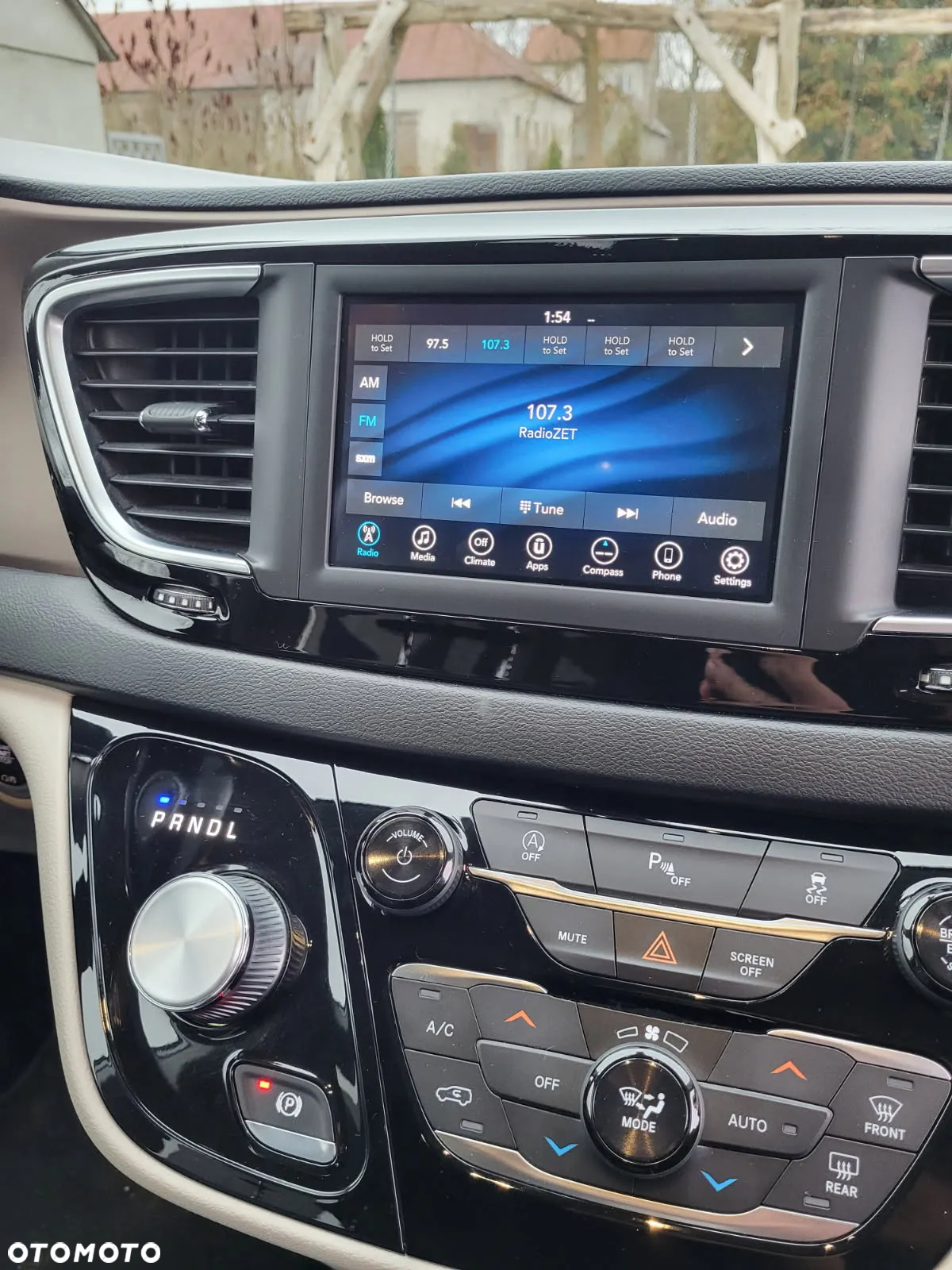 Chrysler Pacifica - 9