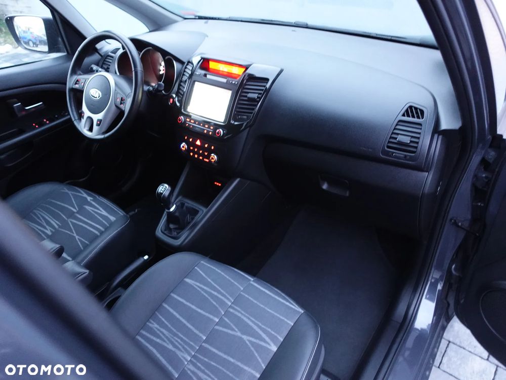 Kia Venga 1.6 CVVT Dream Team Edition - 3