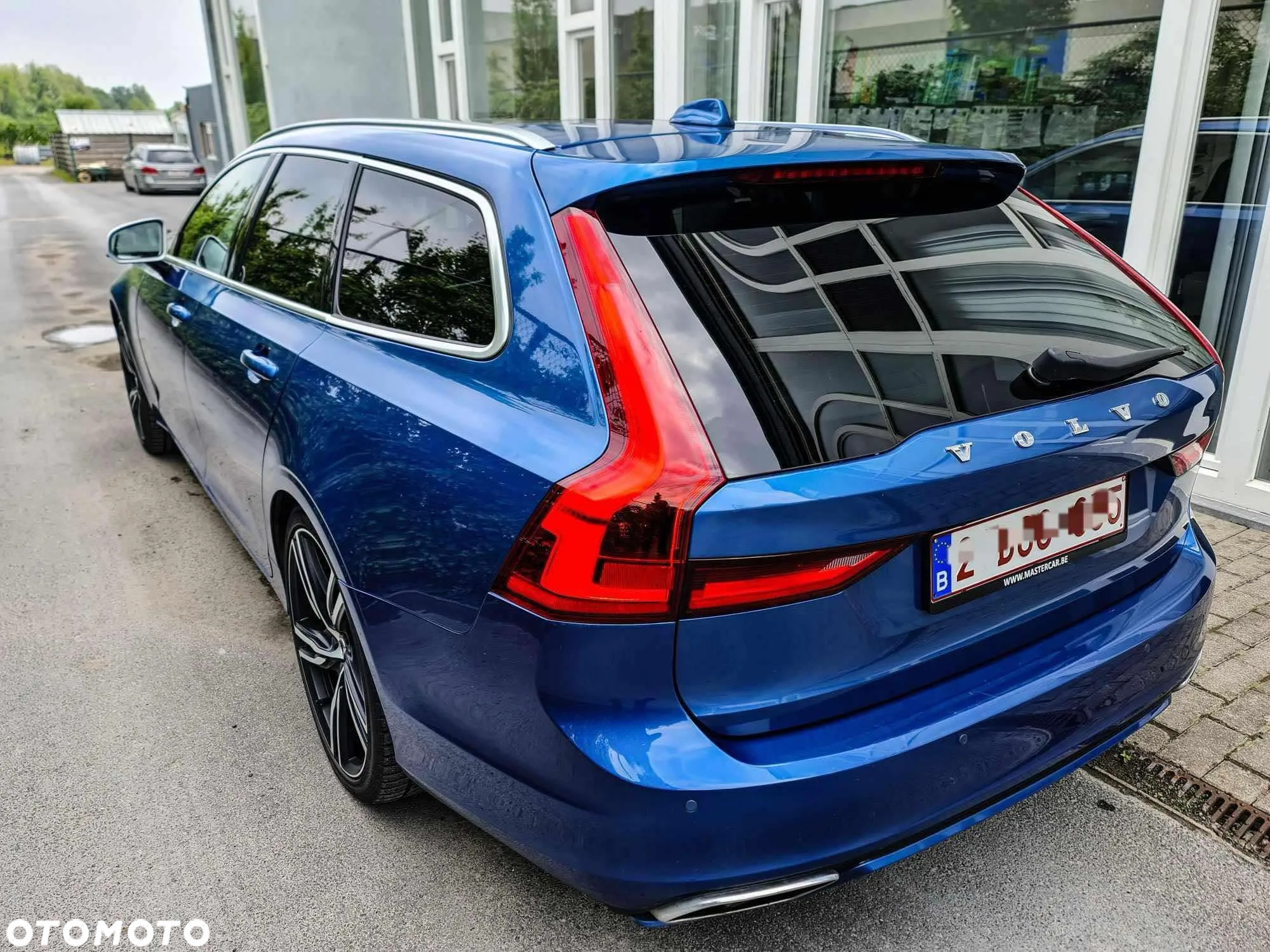 Volvo V90 D4 R-Design - 7