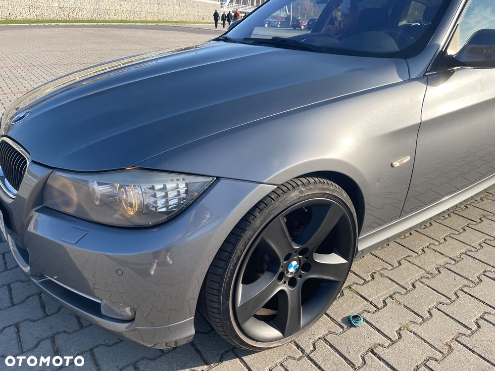 BMW Seria 3 320d xDrive - 16