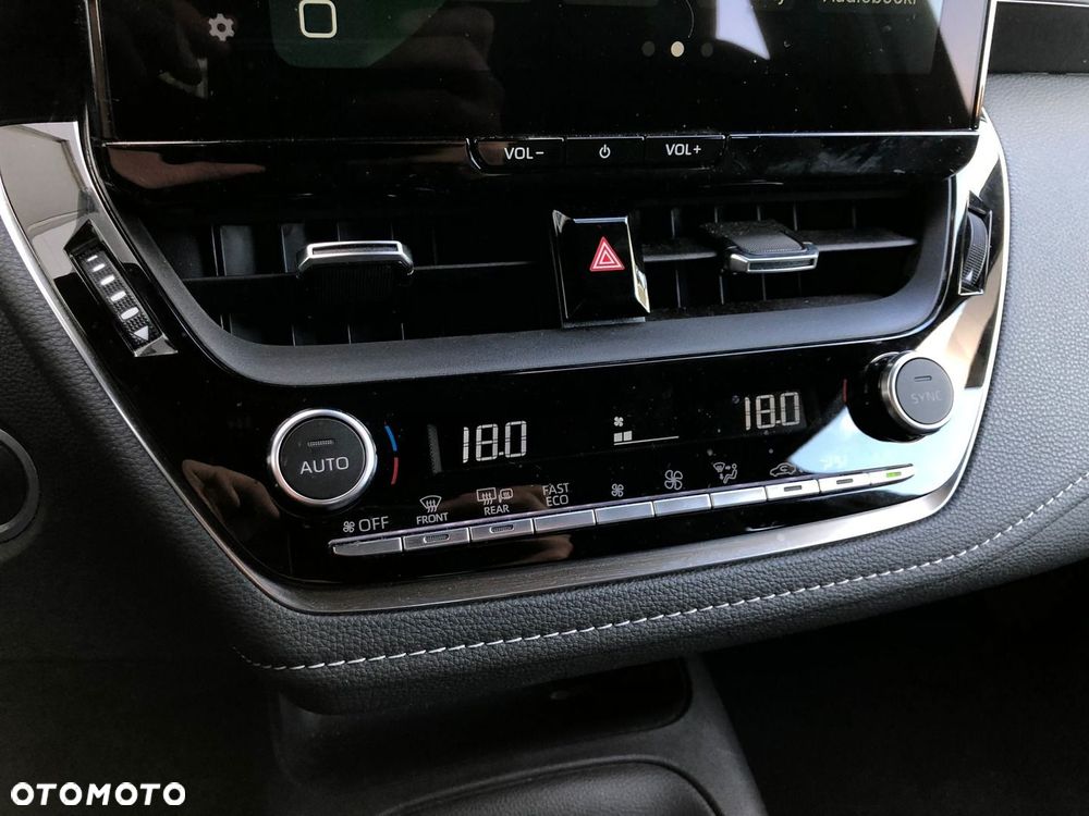 Toyota Corolla 1.8 Hybrid Comfort - 21