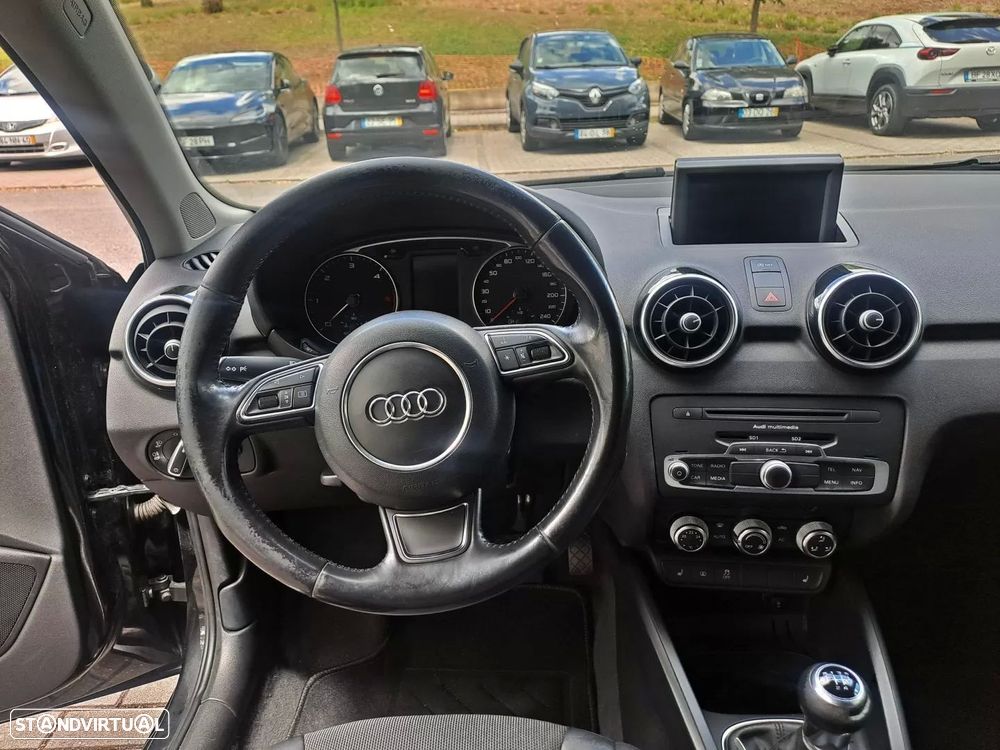 Audi A1 1.6 TDI Ambition - 10