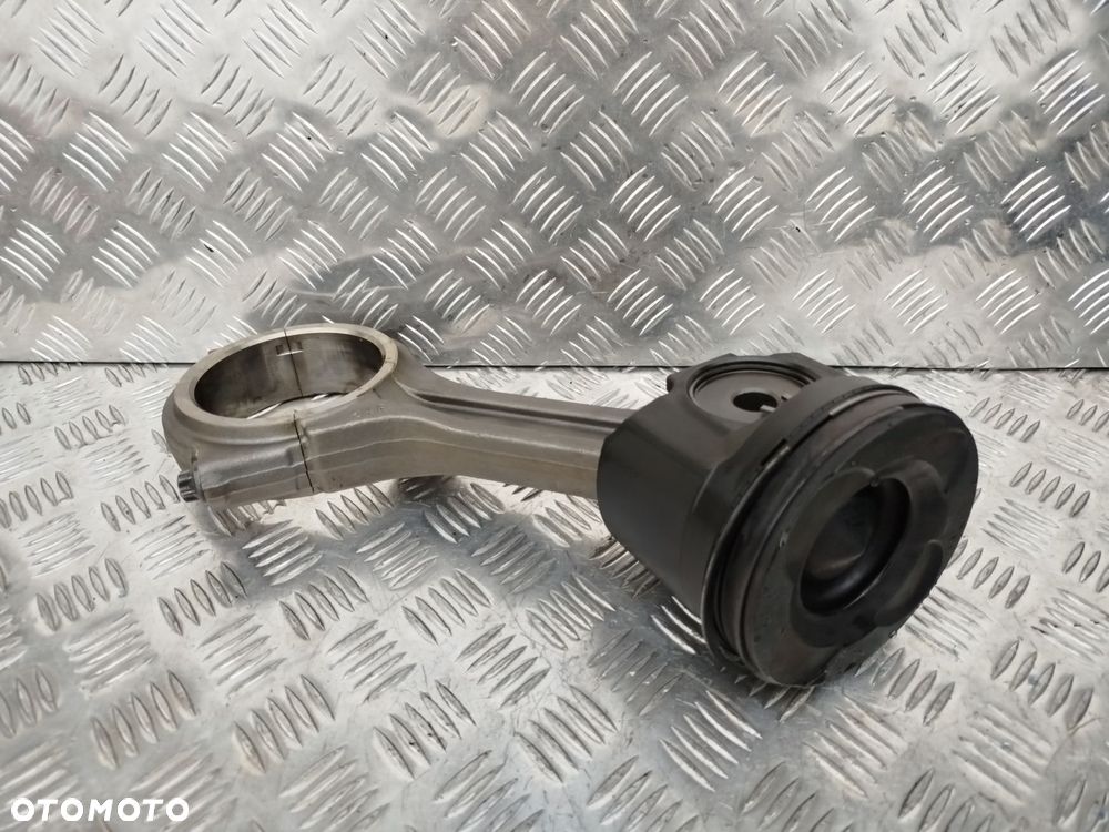 TŁOK Z KORBOWODEM SCANIA SUPER 420 460 500 - 1