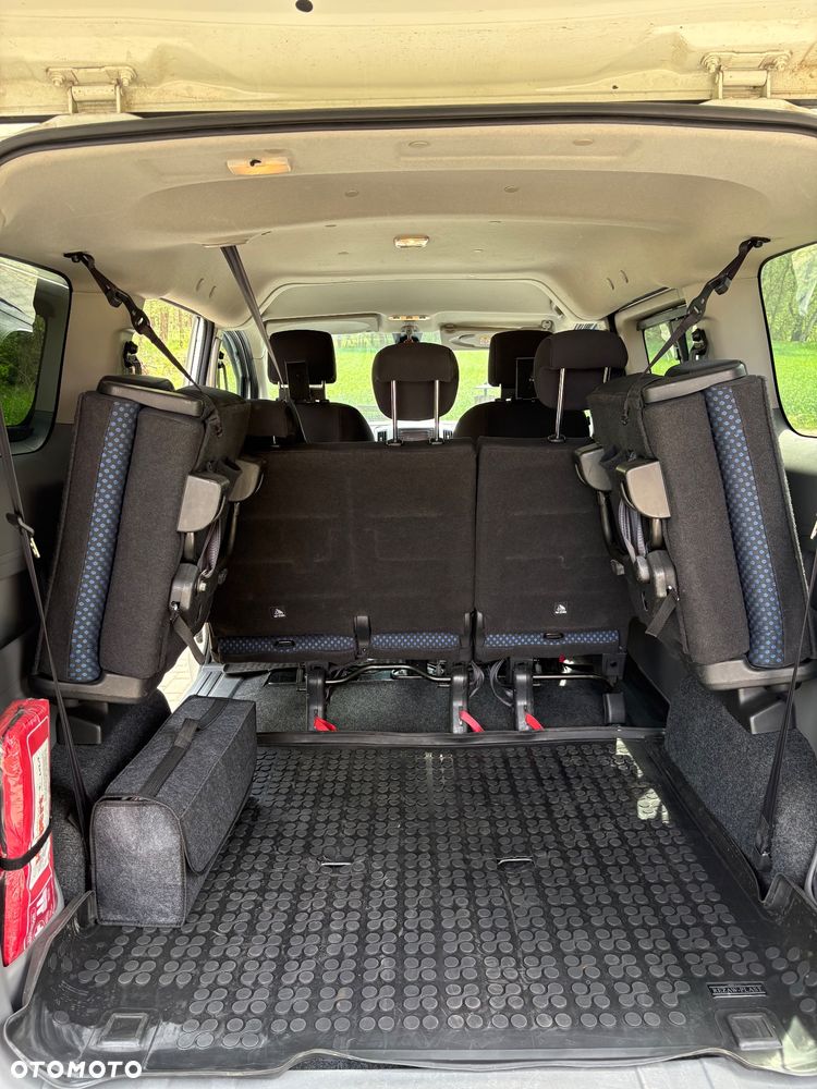 Nissan NV200 Evalia 1.6 Tekna - 10
