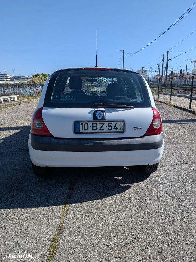 Renault Clio - 5