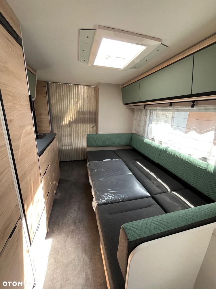Dethleffs Camper 560 FMK - 18