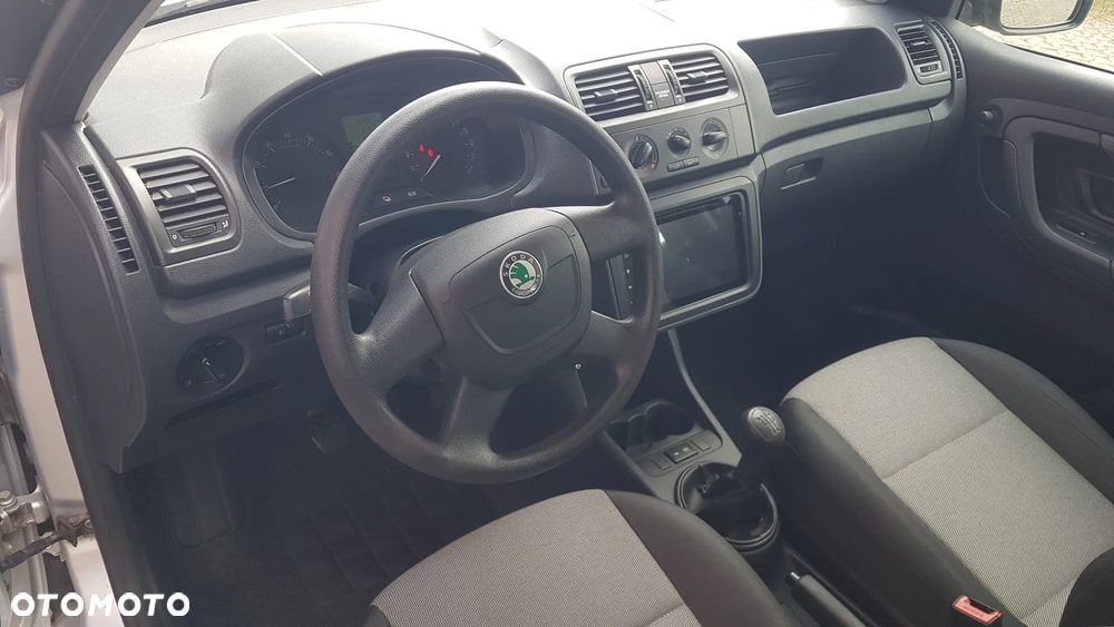 Skoda Fabia - 8